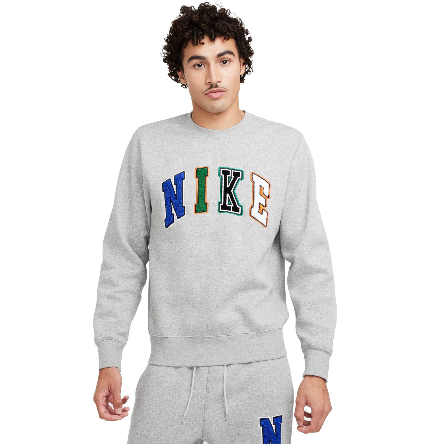 NIKE CLUB LETTERS CREWNECK SWEATSHIRT   