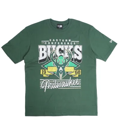 NEW ERA MILWAUKEE BUCKS SPORT CLASS DISTRESSED TEE 