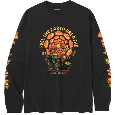 PARKS PROJECT THE EARTH BREATHE BUTTERFLY LONG SLEEVE TEE