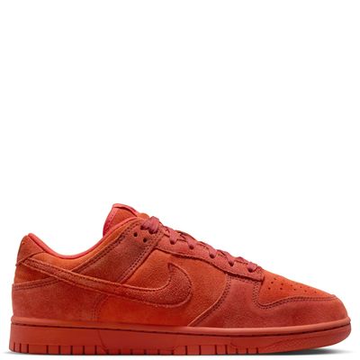 NIKE WOMEN&#39;S DUNK LOW SE   