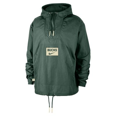 NIKE MILWAUKEE BUCKS CLUB COURTSIDE ANORAK JACKET     