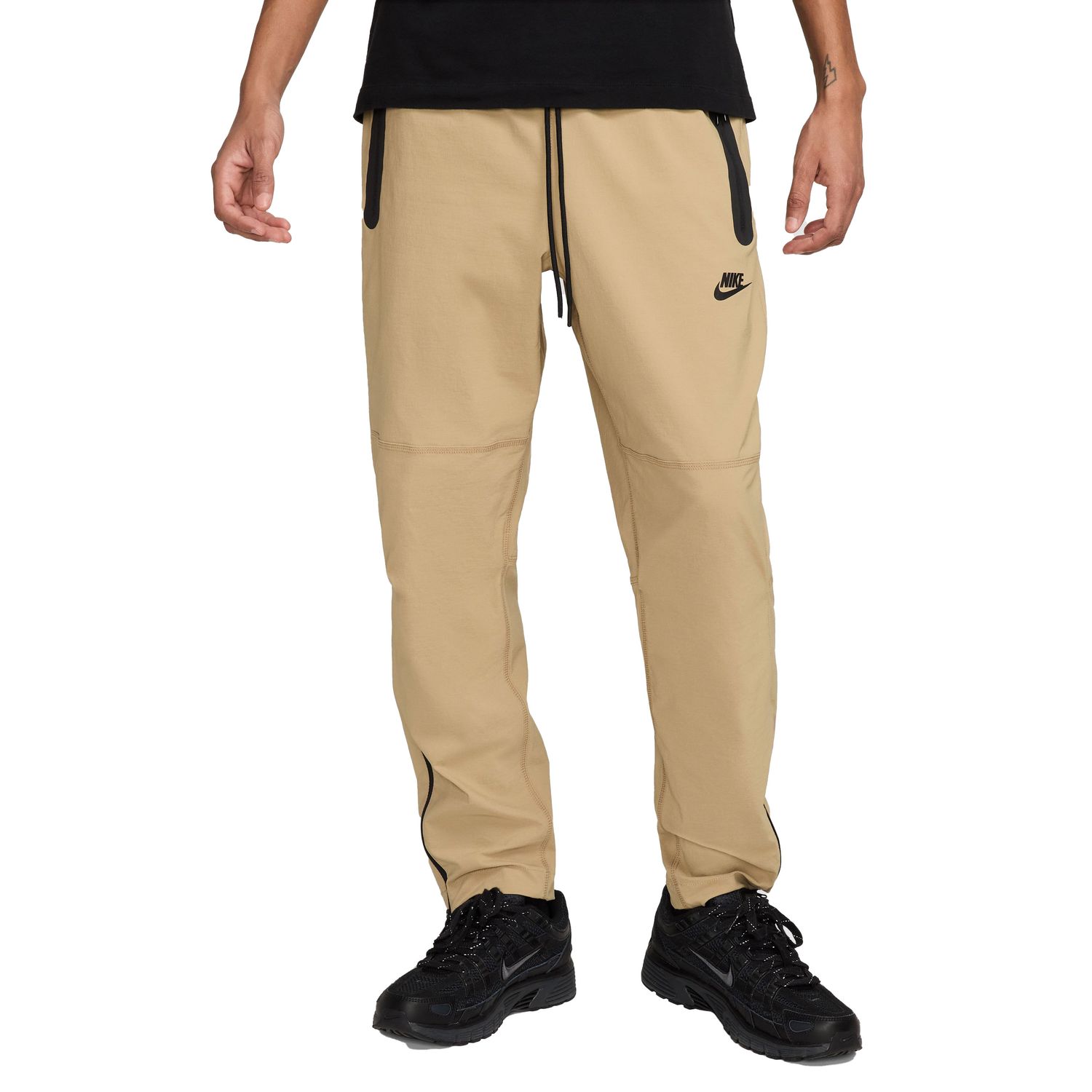 NIKE TECH WOVEN PANT 