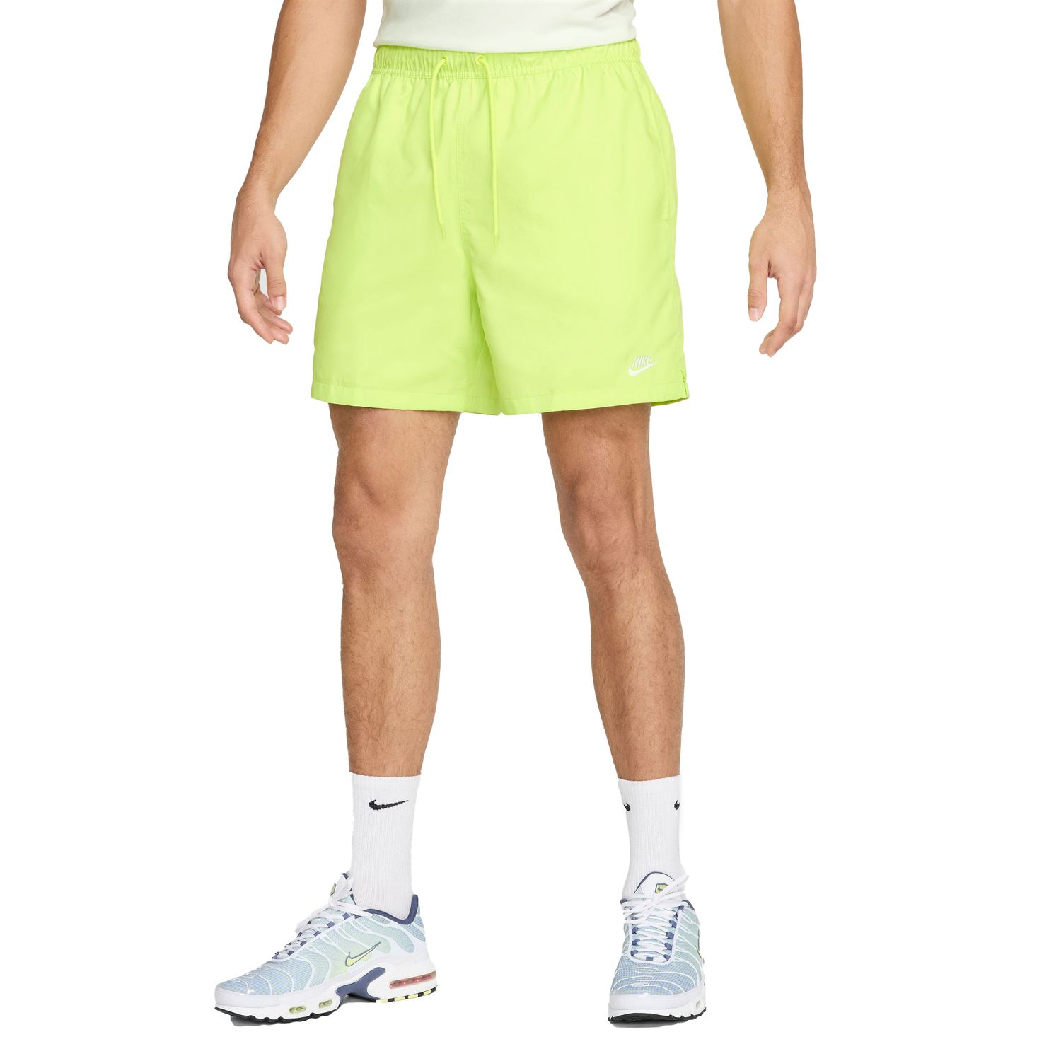 NIKE CLUB FLOW SHORT