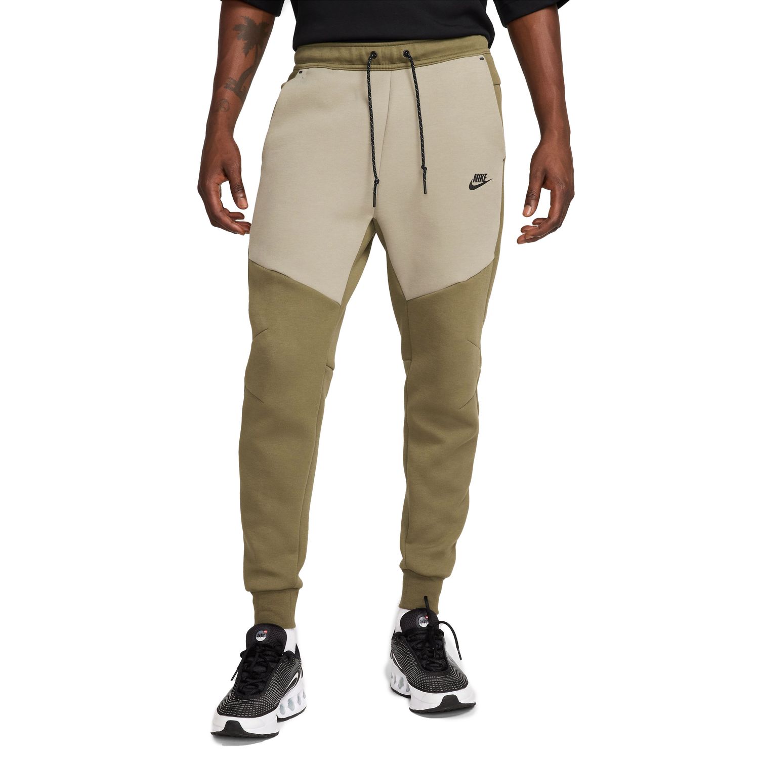 NIKE TECH FLEECE JOGGER PANT 