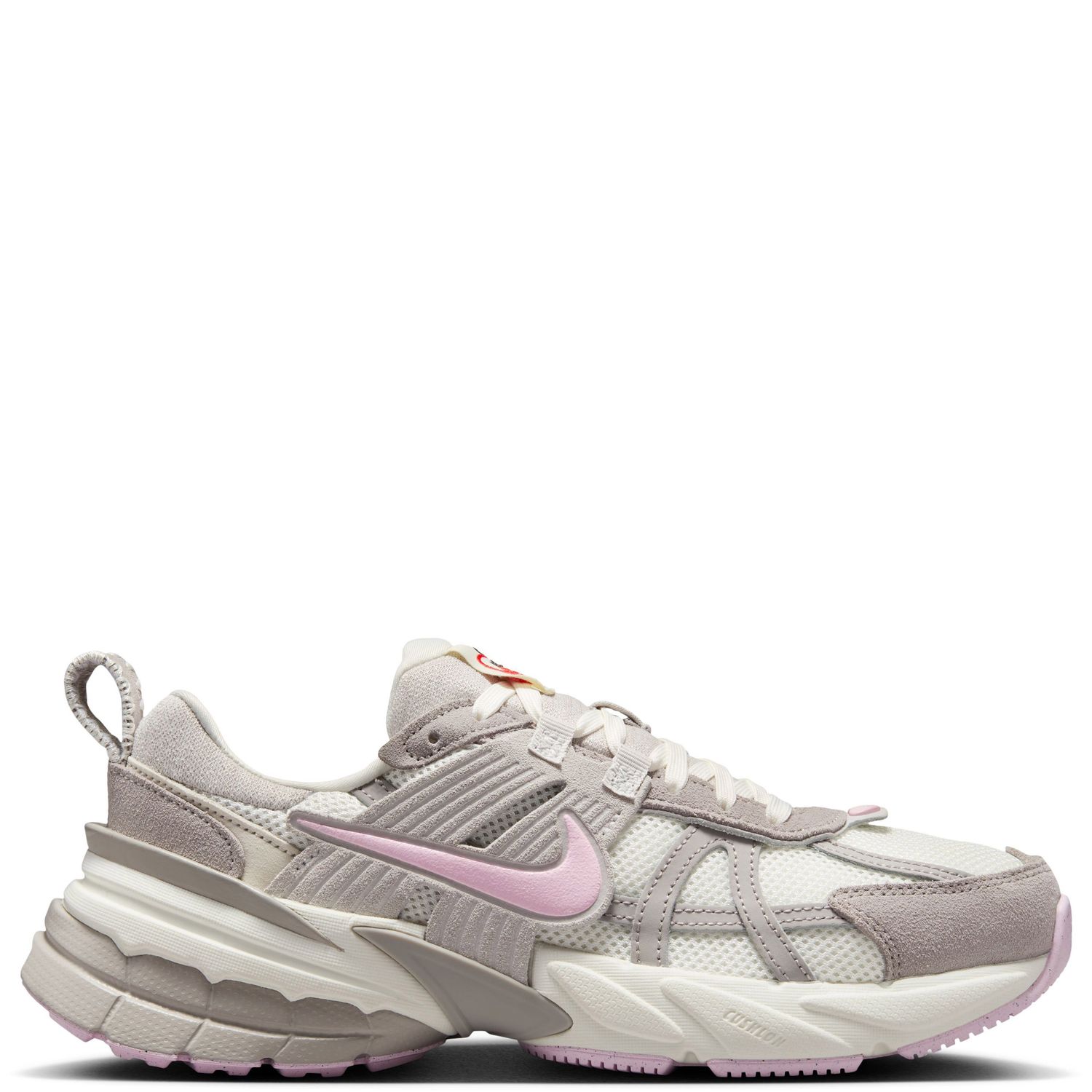 NIKE WOMEN&#39;S V2K RUN &#39;VALENTINE&#39;S DAY&#39;      