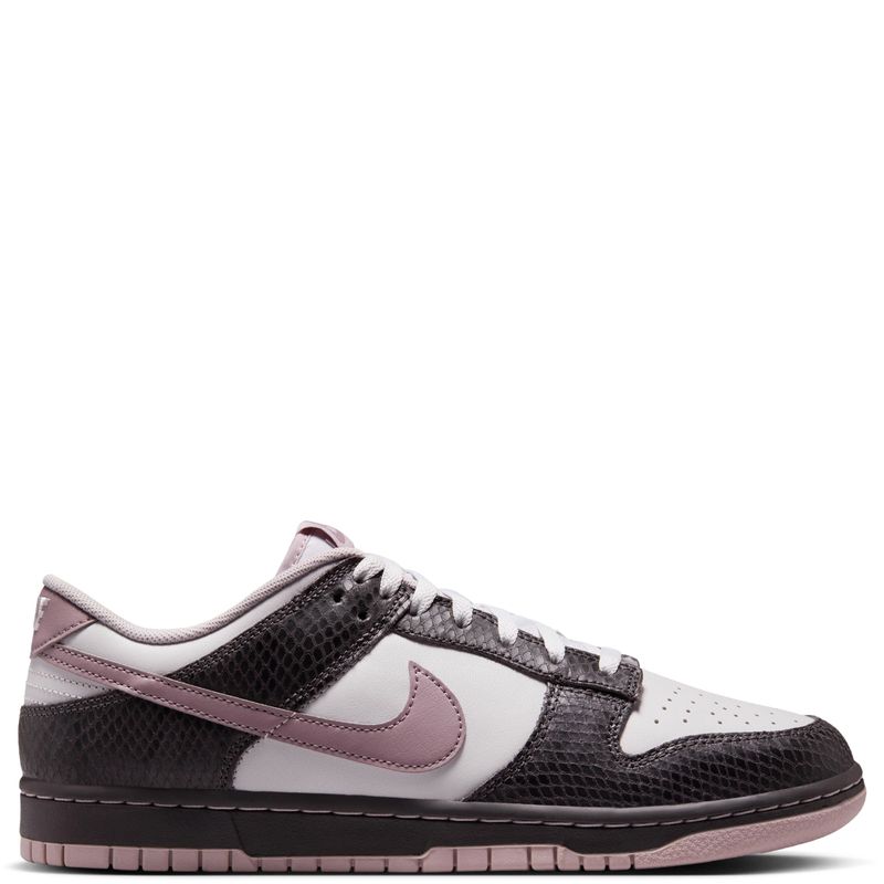 NIKE DUNK LOW SE    