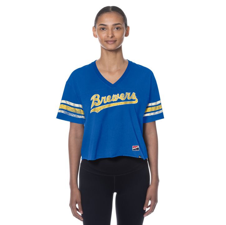 NEW ERA MILWAUKEE BREWERS WOMEN&#39;S SCRIPT CROP V-NECK TEE