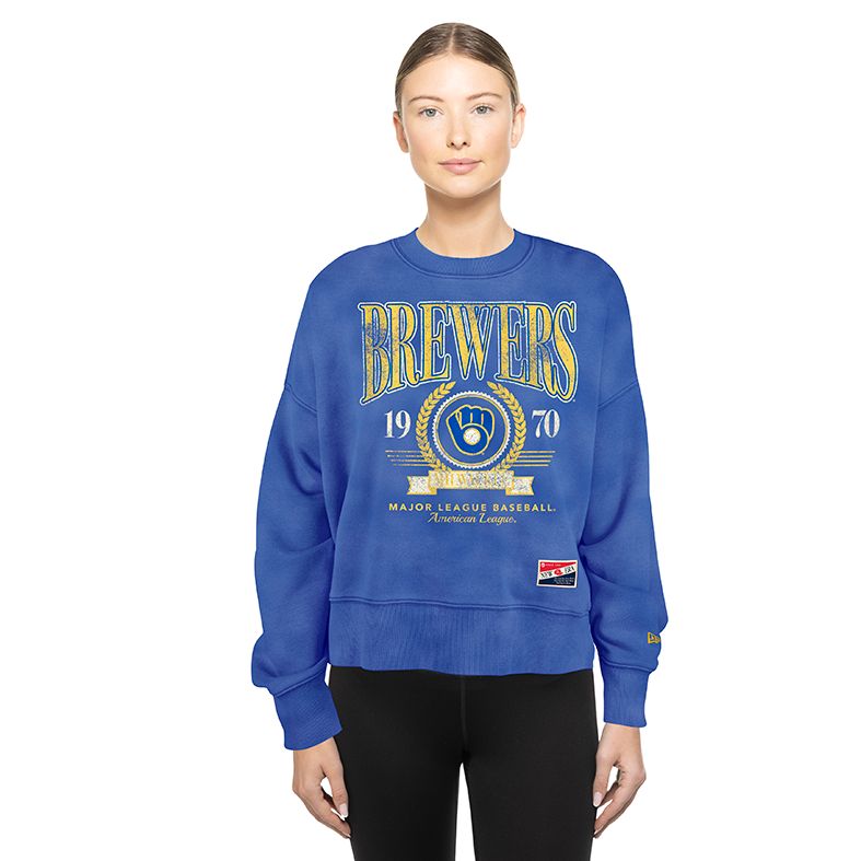 NEW ERA MILWAUKEE BREWERS WOMEN&#39;S CROPPED CREST CREWNECK SWEATSHIRT     