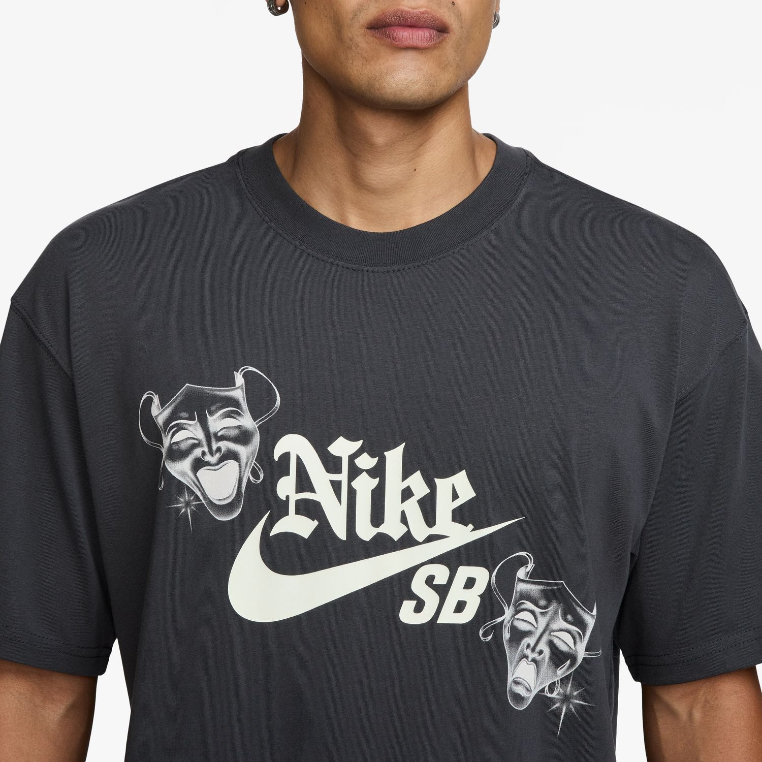 【新品未使用タグ付】Hayley Wilson×Nike SB グレー Tシャツ Nike SB Hayley Wilson T-Shirt - Anthracite