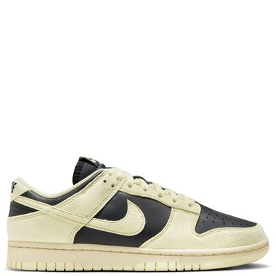 NIKE WOMEN&#39;S DUNK LOW