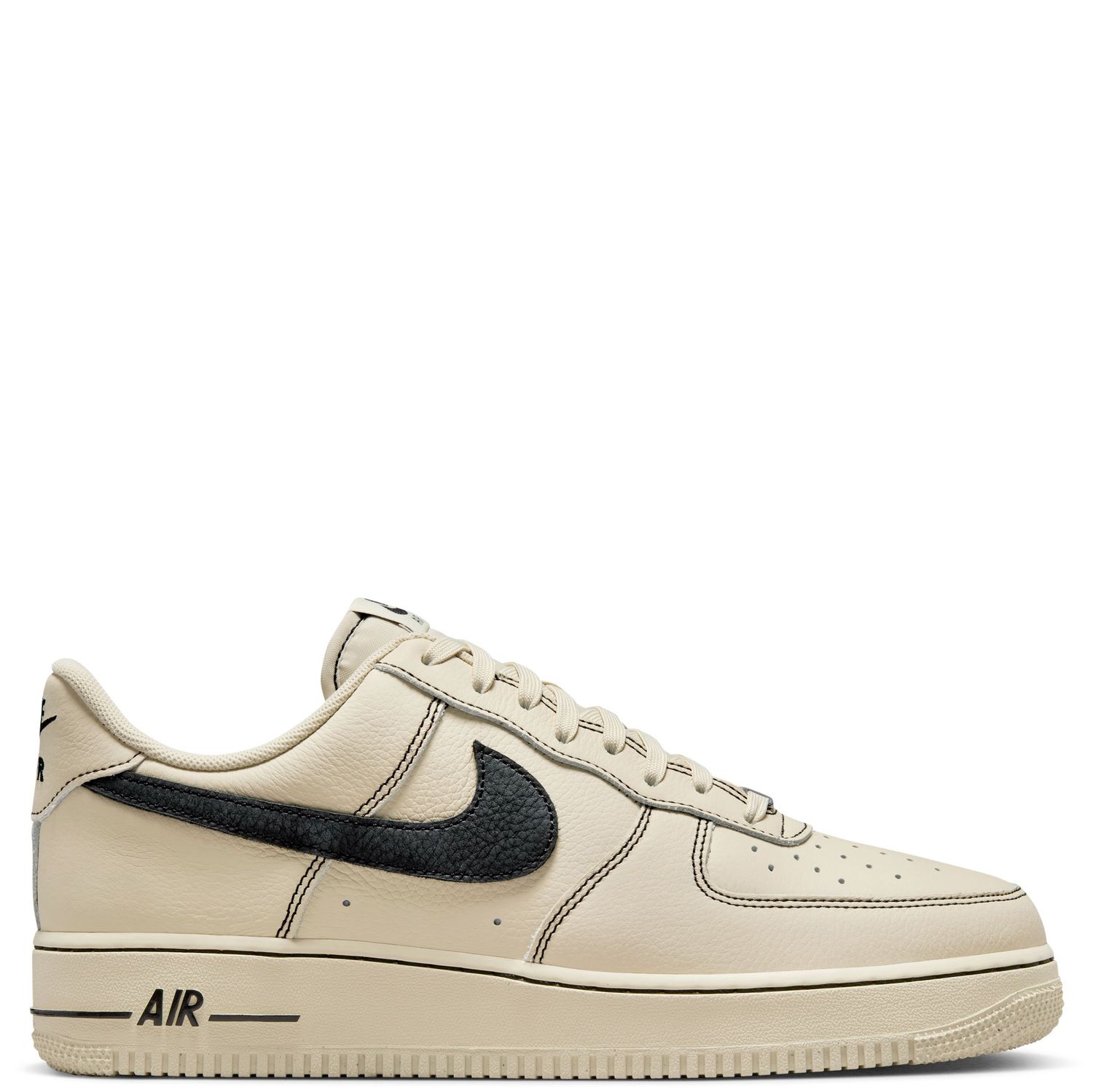NIKE AIR FORCE 1 &#39;07 LV8 