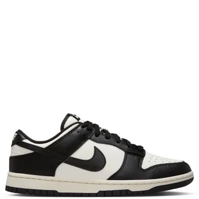 NIKE WOMEN&#39;S DUNK LOW SE