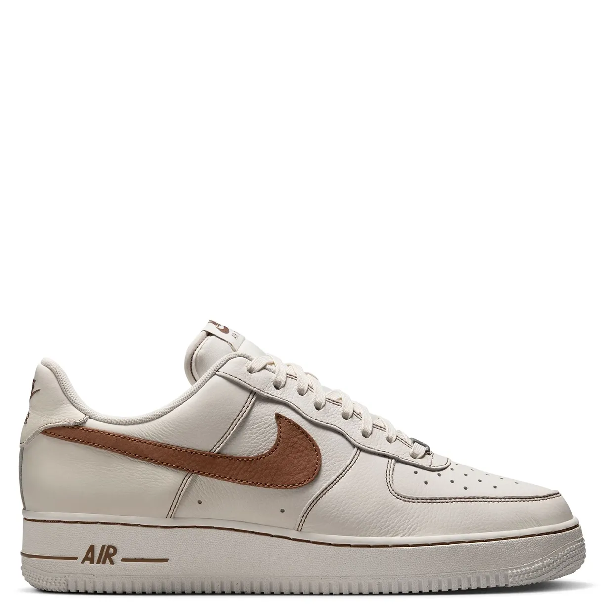 NIKE AIR FORCE 1 &#39;07 LV8