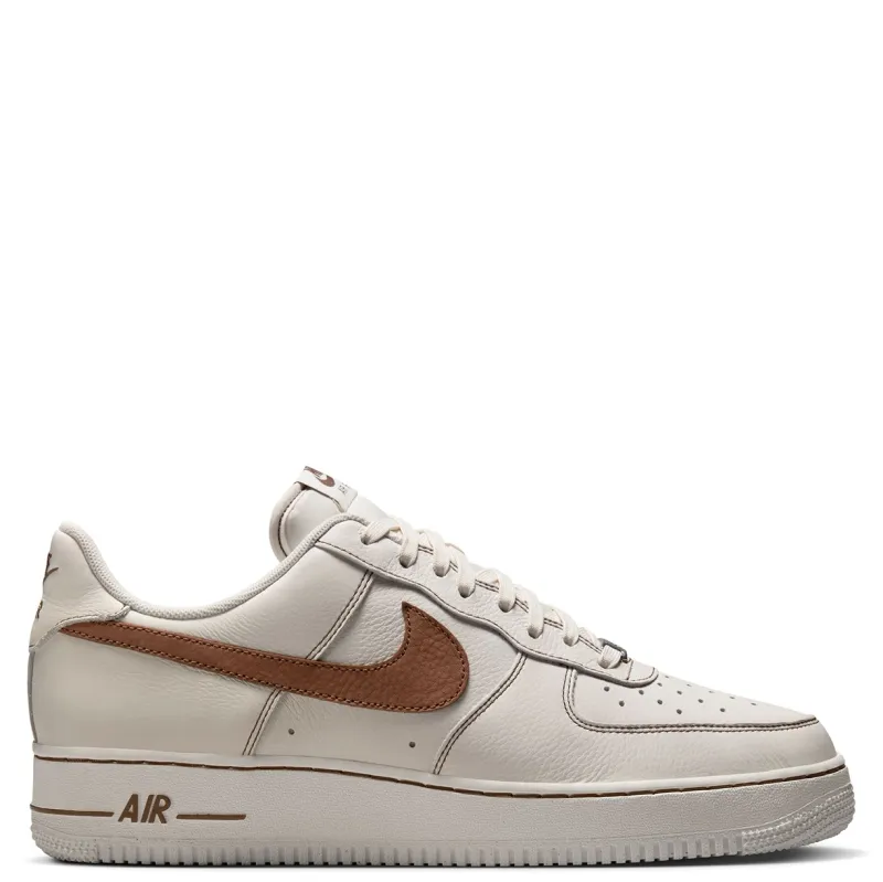 NIKE AIR FORCE 1 &#39;07 LV8 