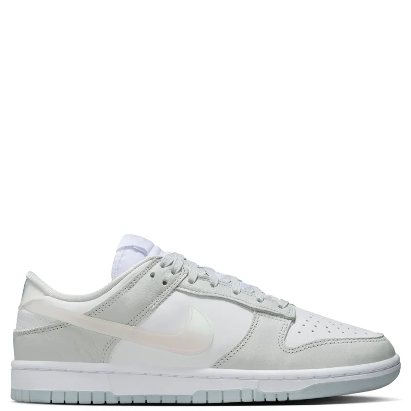 NIKE WOMEN&#39;S DUNK LOW