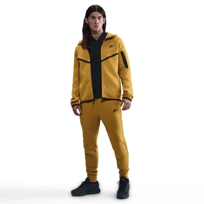 Nike Tech Fleece Windrunner Full-Zip Hoodie – Ochre/Black