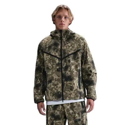 NIKE TECH DRI-FIT WOVEN CAMO WINDRUNNER JACKET
