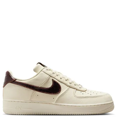 NIKE AIR FORCE 1 &#39;07