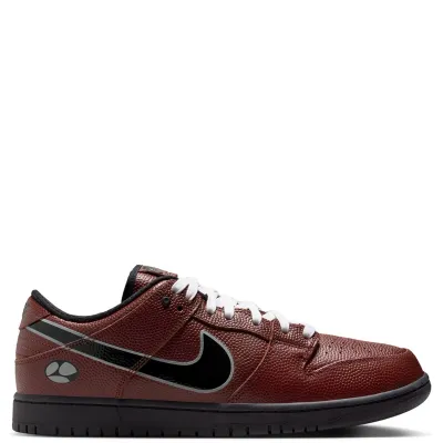 NIKE SB x LIMOSINE SKATEBOARDS DUNK LOW PRO