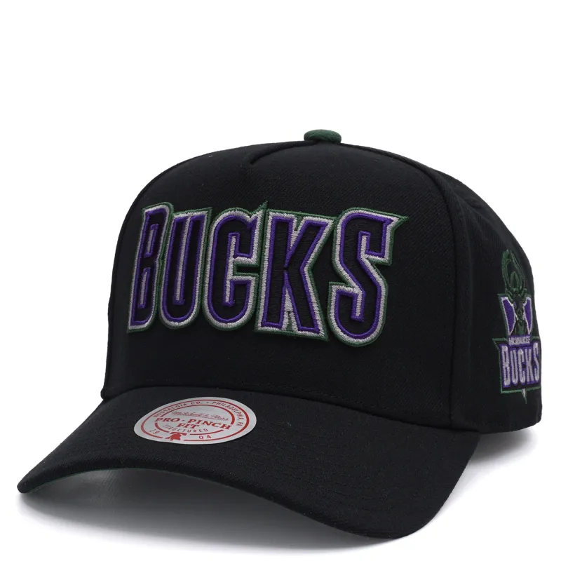 MITCHELL &amp; NESS MILWAUKEE BUCKS CLASS ACT PRO PINCH SNAPBACK HAT