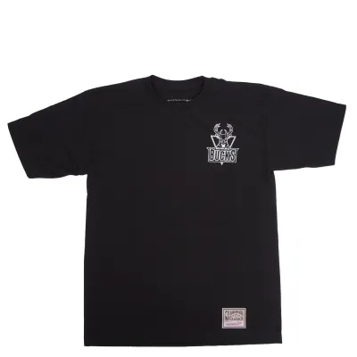 MITCHELL &amp; NESS MILWAUKEE BUCKS OVERLAP TEE
