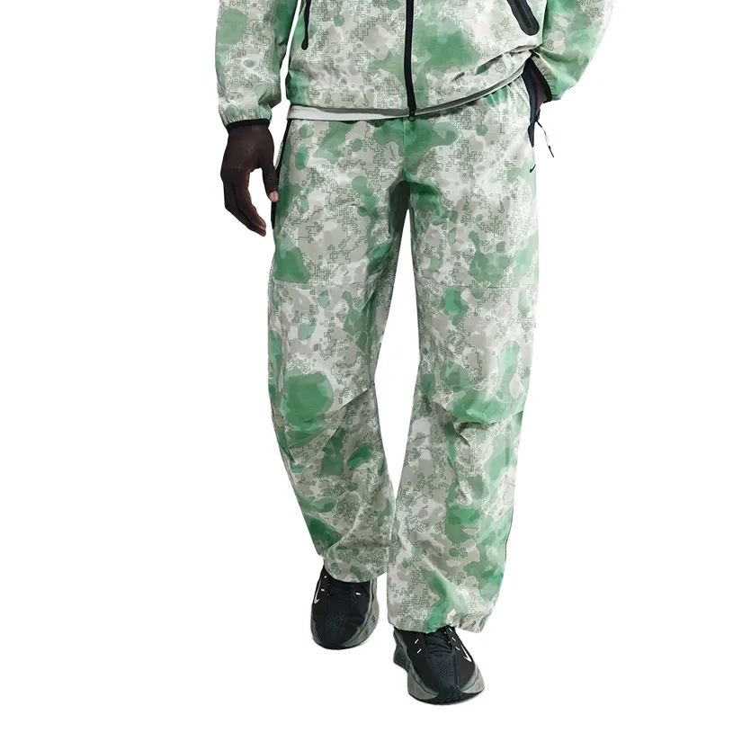 NIKE TECH DRI-FIT WOVEN CAMO OVERSIZED PANT