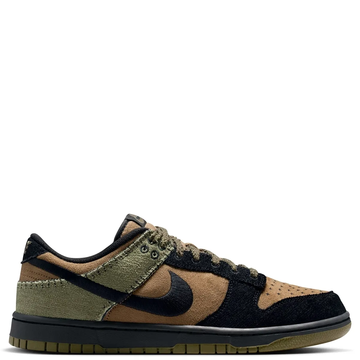NIKE DUNK LOW RETRO SE     