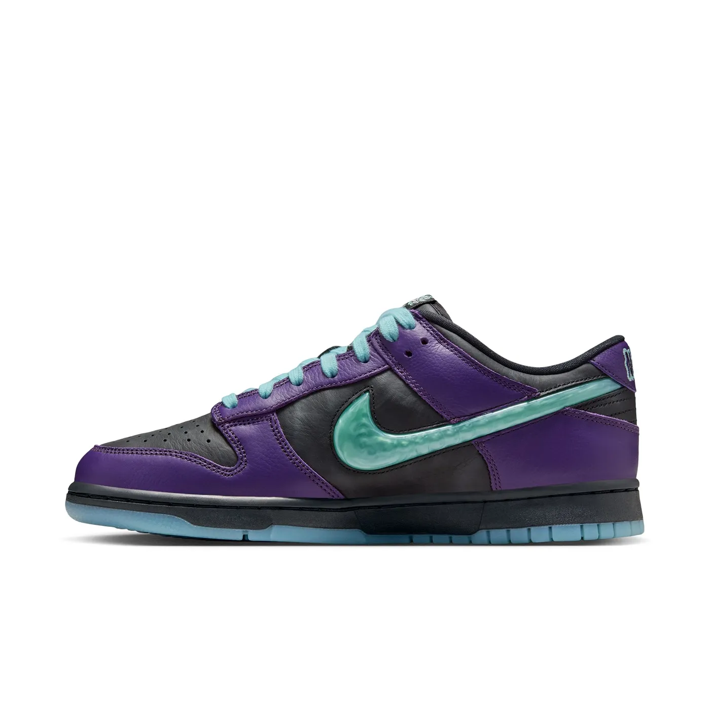 Nike Dunk Low Retro Limited “Wizard” Black/Grand Purple display picture 2