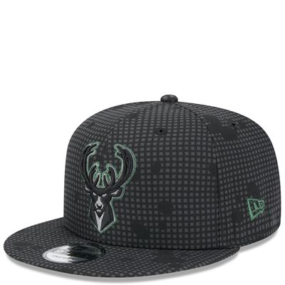 NEW ERA MILWAUKEE BUCKS POP OUTLINE 9FIFTY SNAPBACK HAT