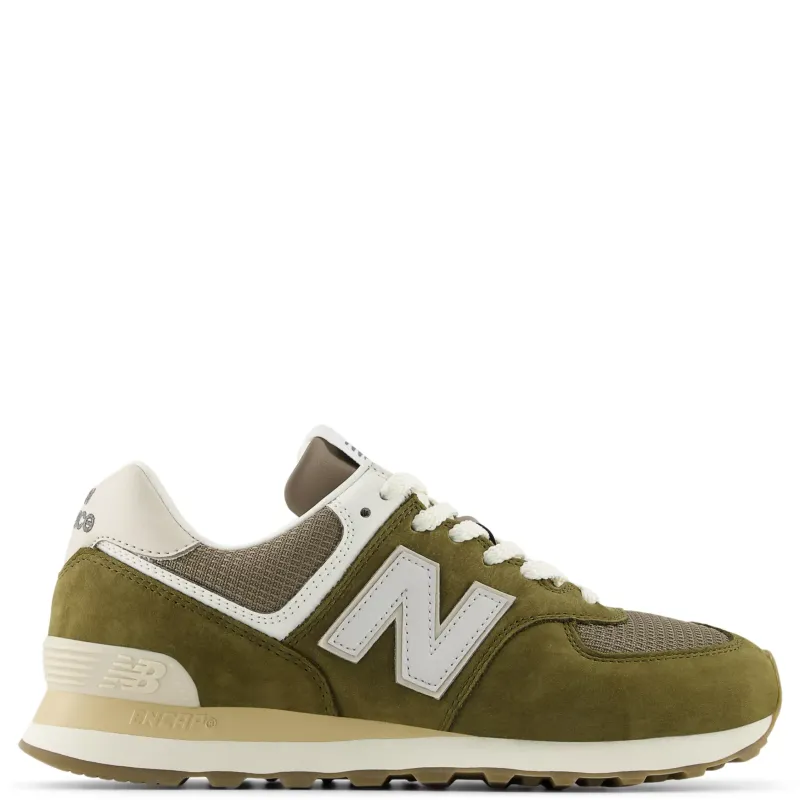 Lateral side view of New Balance 574 in calcium and dark silver metallic