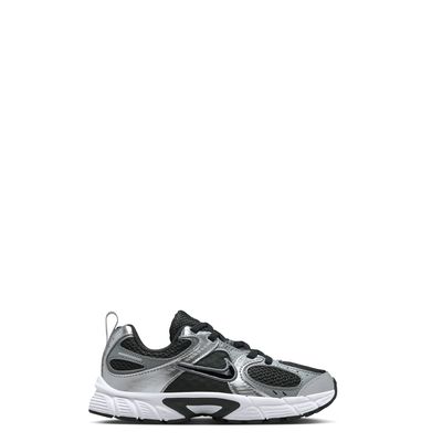 Full lateral profile of Nike V5 RNR PS in Black/Black-Anthracite-Smoke Grey
