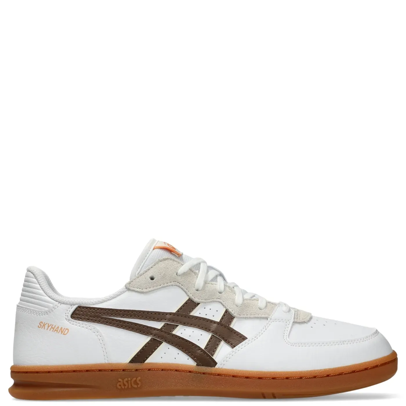 Right side profile featuring SKYHAND branding and gum sole