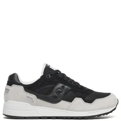 Saucony Shadow 5000 sneaker medial side view in black mesh and grey suede with classic Saucony logo