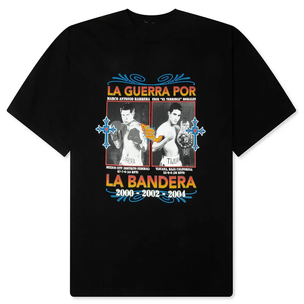 Bueno La Guerra Por La Bandera black t-shirt with vintage boxing graphic and bold text