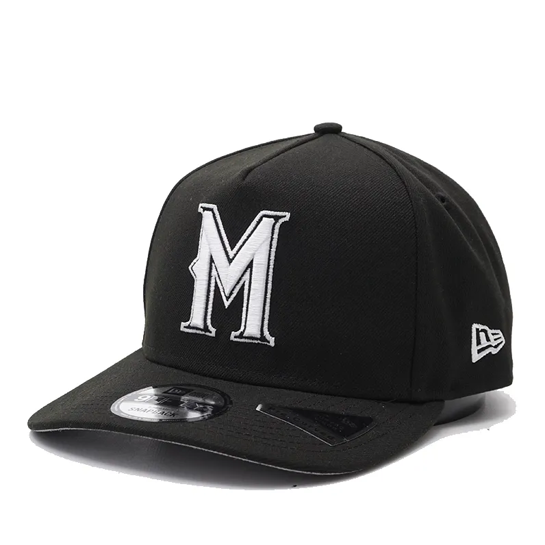 New Era Milwaukee Brewers 90’s M 9FIFTY A-Frame snapback hat in black and white front angle view