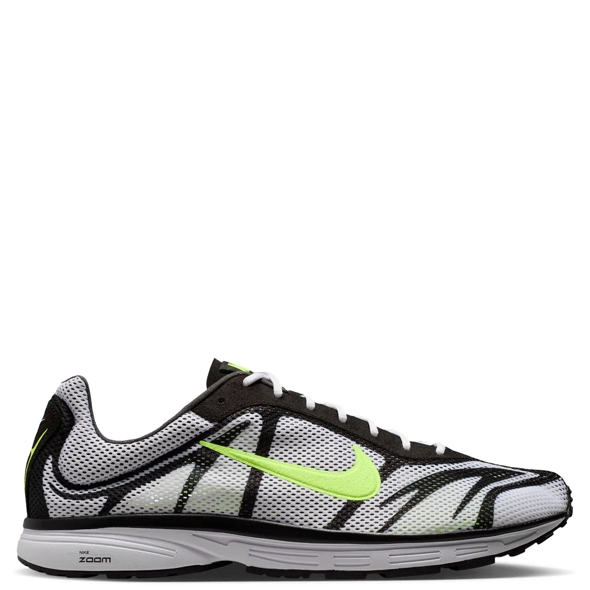 Medial side profile of the Nike Zoom Streak 3 with breathable mesh construction.