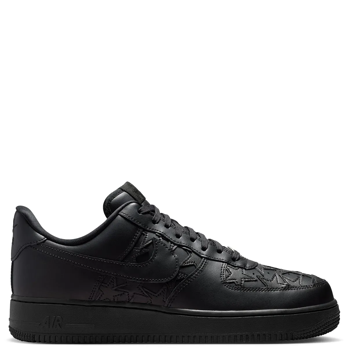 Medial side profile of Nike Air Force 1 '07 Edge in all-black premium leather.