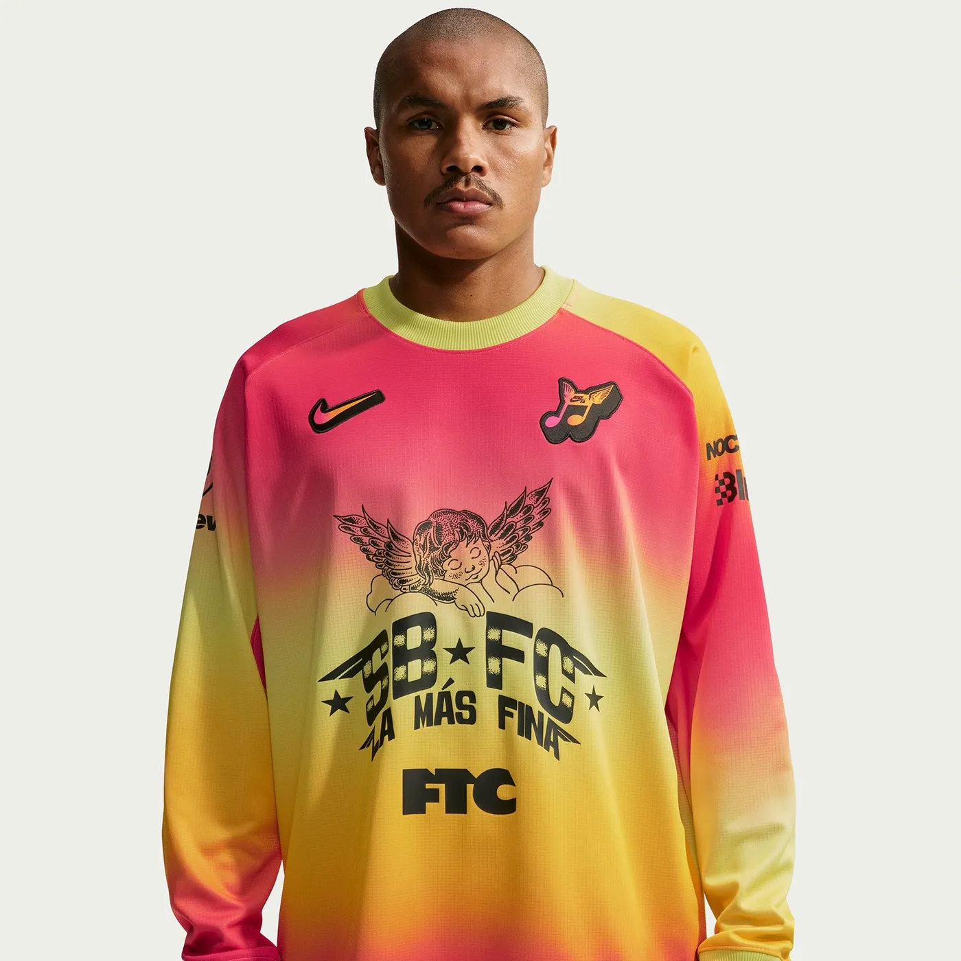 Nike SB La Más Fina FC Long Sleeve Jersey - Hyper Pink
