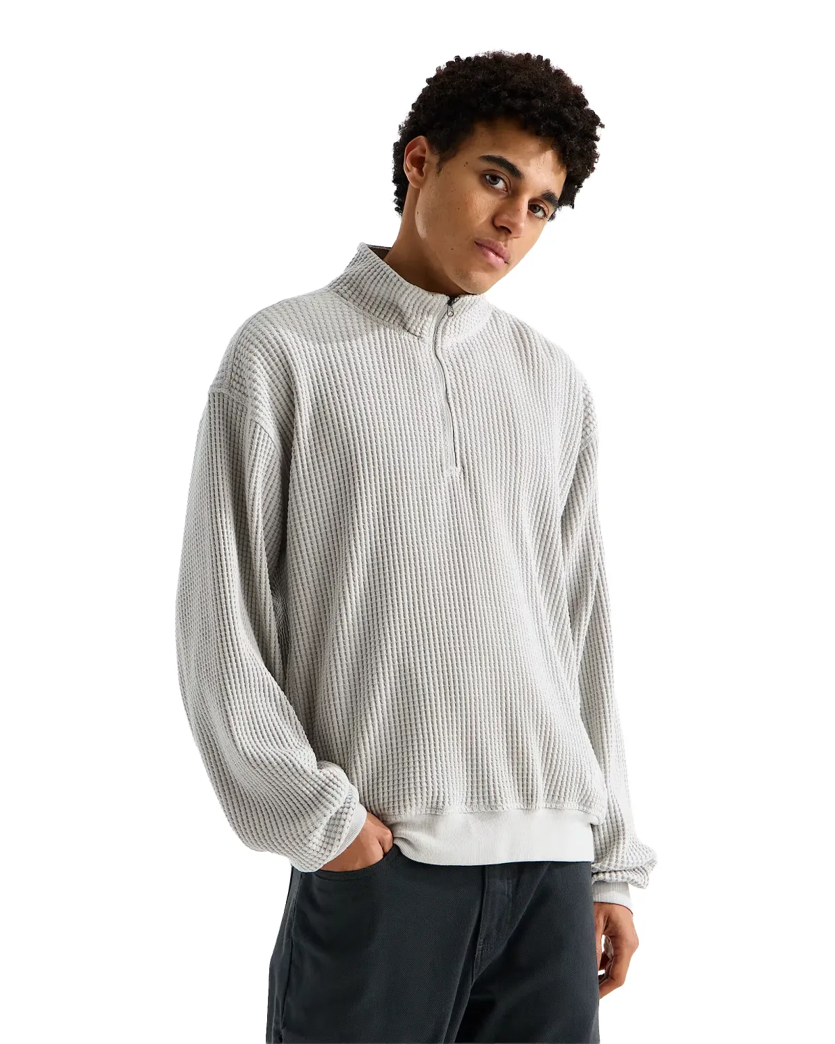 Front view of model wearing The North Face Chabot 2.0 1/4 Zip in Cumulus Cloud with textured waffle fabric.