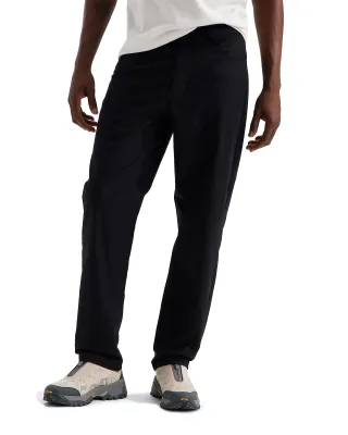 Front view of The North Face Canon Ridge Pants in Black showing the regular fit, straight legs and hand pockets.