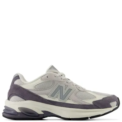 Lateral view of New Balance ABZORB 2010 in Neptune Grey and Sea Salt with layered suede, mesh and ABZORB cushioning.