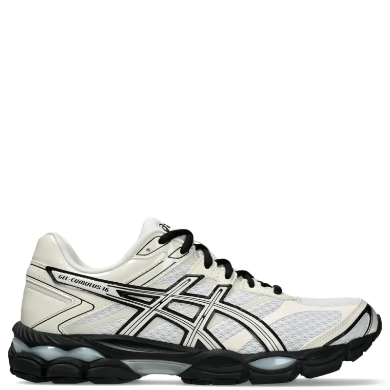 Opposite lateral side profile of the ASICS GEL-CUMULUS 16 highlighting signature ASICS overlays and cushioned midsole.