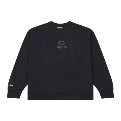 Front view of Mitchell &amp; Ness Packers Women's Core Essential crewneck in black with tonal Green Bay graphics.