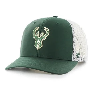 Angled front view of green ’47 Milwaukee Bucks trucker hat with deer logo and white mesh back.