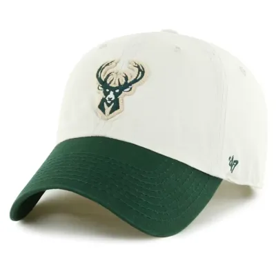 Angled front view of bone ’47 Bucks hat with deer logo, dark green curved visor and side ’47 embroidery.
