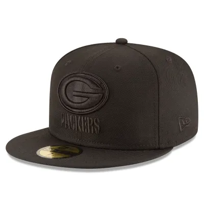 Left-angled view of black New Era Packers 59FIFTY hat with raised tonal team embroidery and a flat visor.