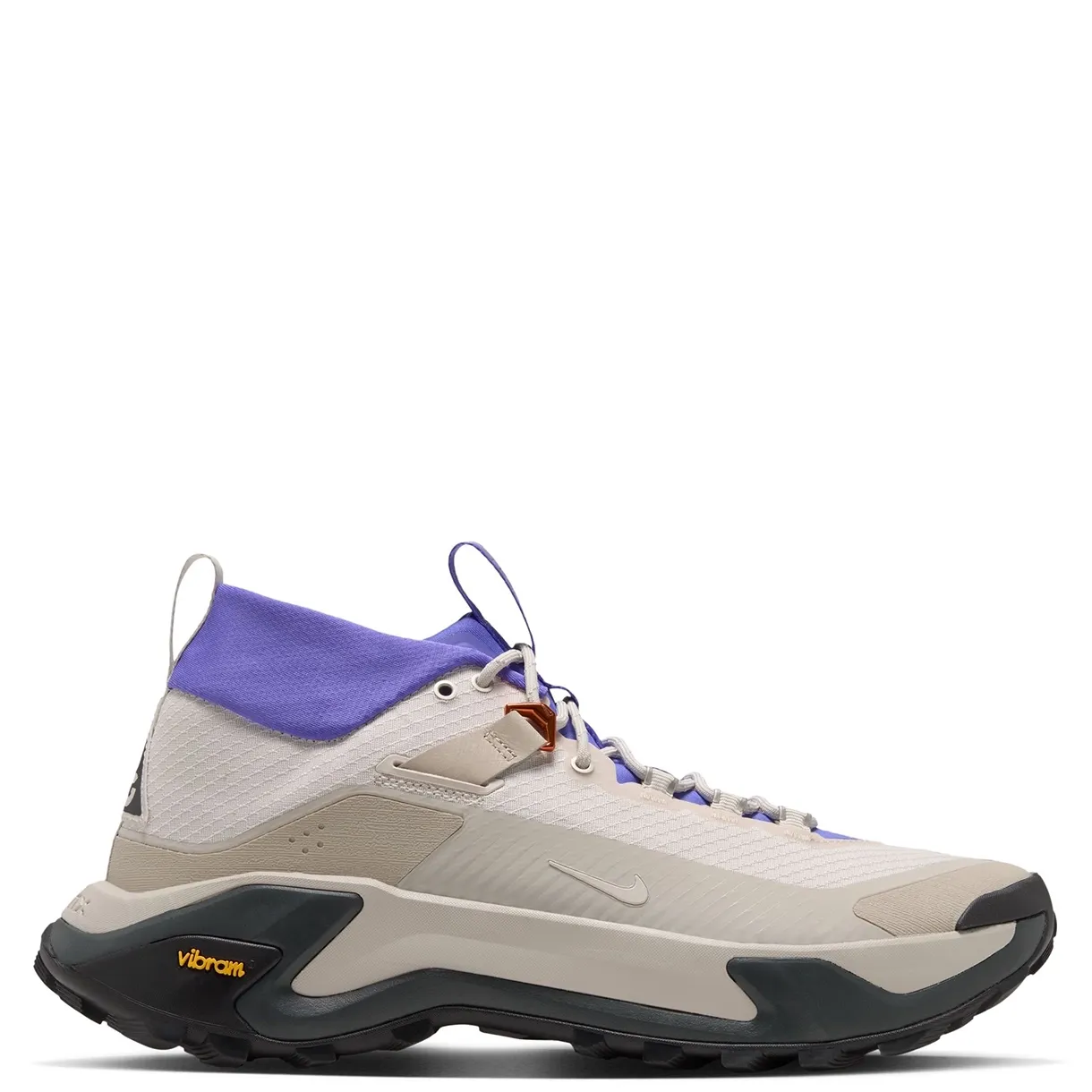 Medial view of Nike ACG Zegama Hike showing the layered foam midsole and Vibram® heel branding.