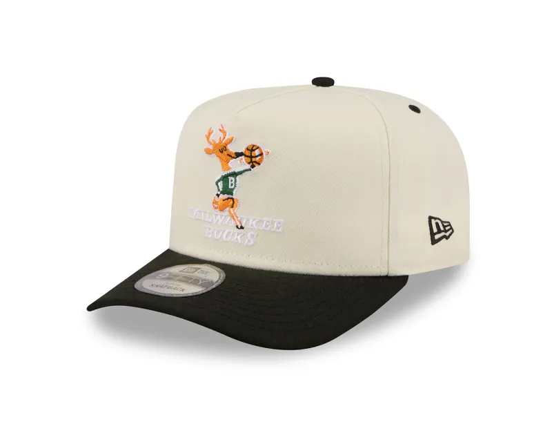 Angled front view of the cream Bucks Bango Rear Hit 9FIFTY A-Frame Hat with retro embroidery and a black visor.