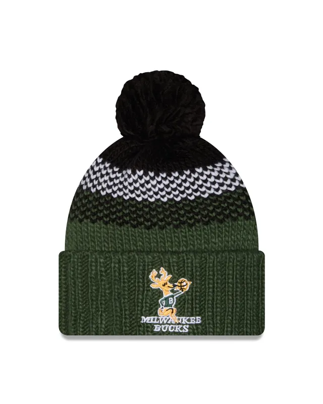 Front view of the green New Era Bucks Women's Bango Knit Fade Beanie with retro embroidery and a black pom.