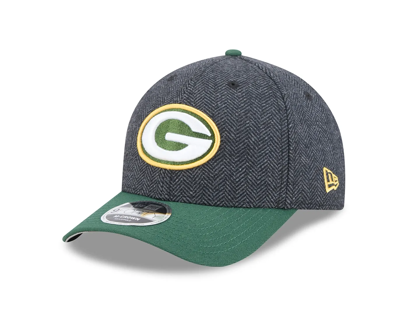Angled front view of the charcoal Packers Faux Wool M-Crown 9FORTY Hat with a green bill and embroidered G logo.
